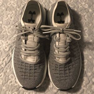 Men’s Under Armour size 9.5 sneakers